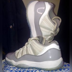 Jordan 11 Low " Cement Gray "